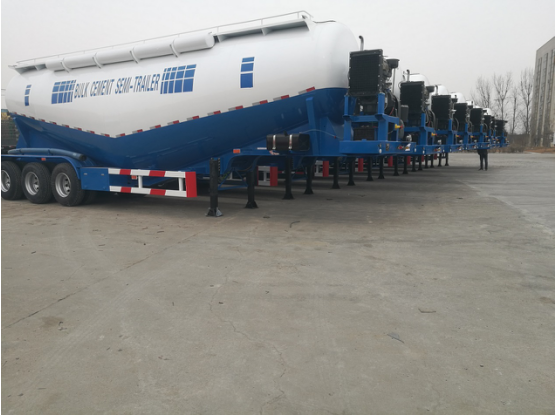 one-piece synthetic bulk cement tank